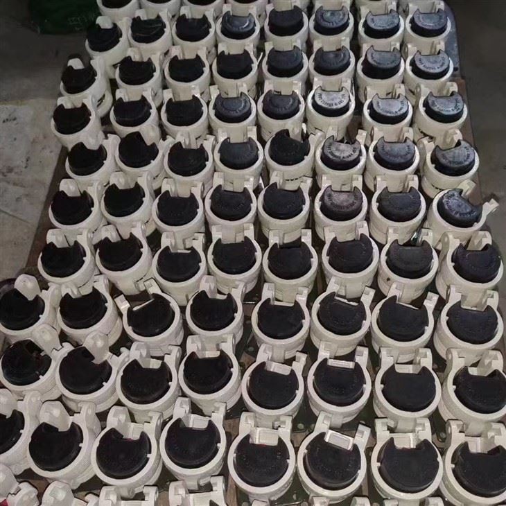 casters for Electrical work station