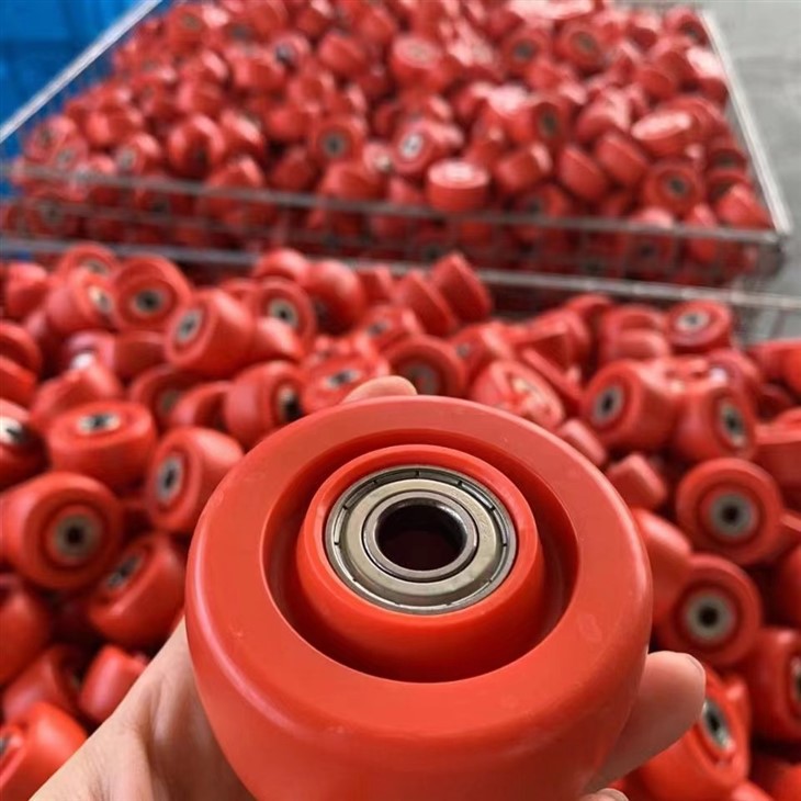cargo handling equipment casters